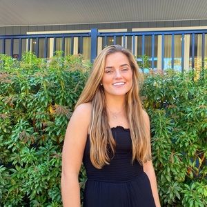 Meet your Posher, Lydia